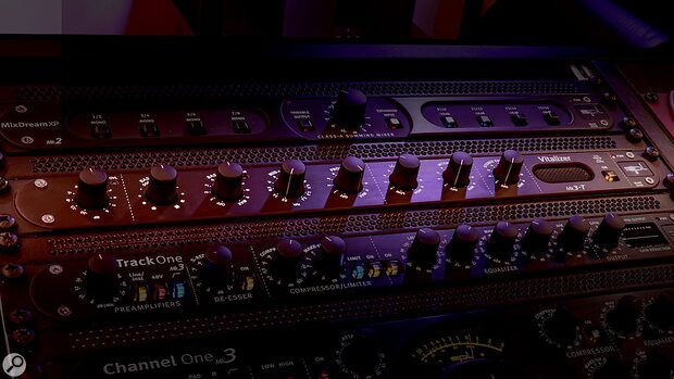 SPL Vitalizer Mk3-T analogue outboard exciter enhancer stereo width processor